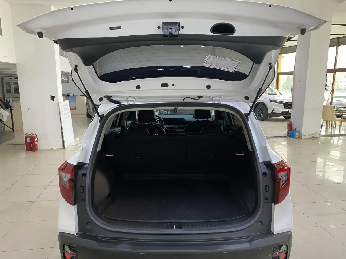 2023 Kia Seltos 1.5L 115HP L4 CVT,autocango,china used car exporter,china ev exporter,chinese used car exporter,chinese used ev exporter