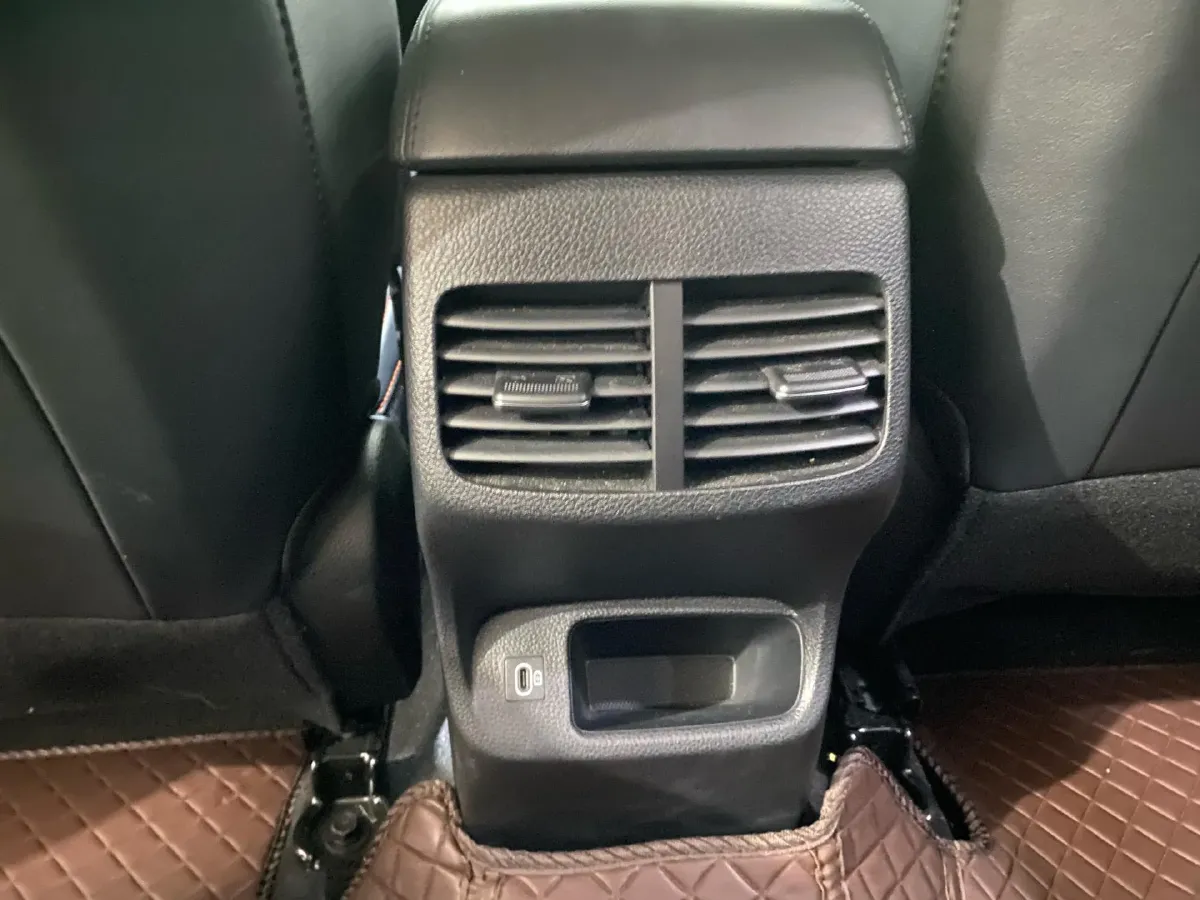 2023 Kia Seltos 1.5L 115HP L4 CVT,autocango,china used car exporter,china ev exporter,chinese used car exporter,chinese used ev exporter