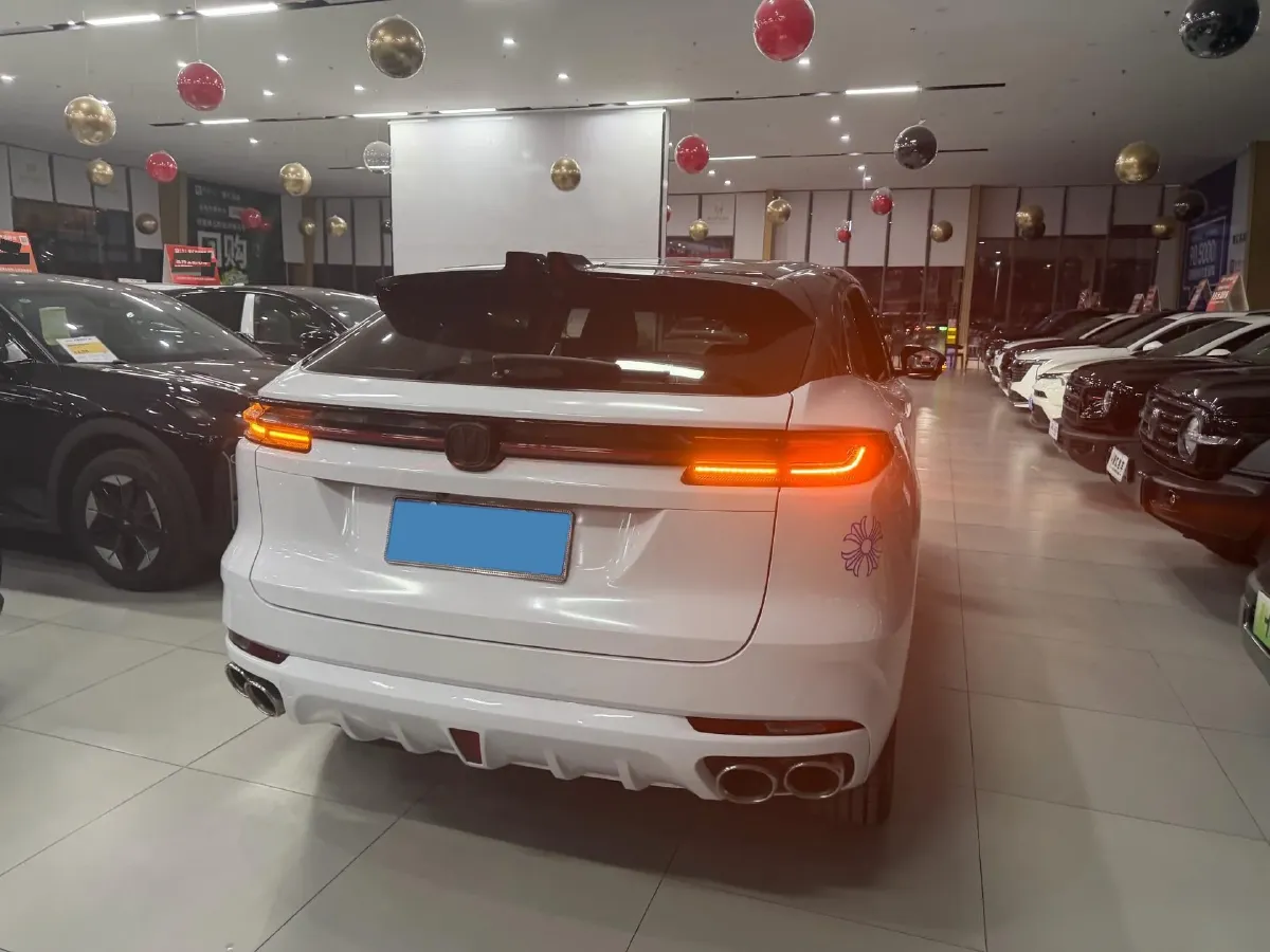 2021 ChangAn UNI-K 2.0T 233HP L4 8AT,autocango,china used car exporter,china ev exporter,chinese used car exporter,chinese used ev exporter