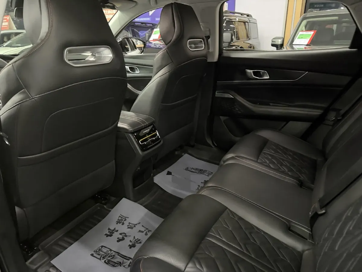 2021 ChangAn UNI-K 2.0T 233HP L4 8AT,autocango,china used car exporter,china ev exporter,chinese used car exporter,chinese used ev exporter