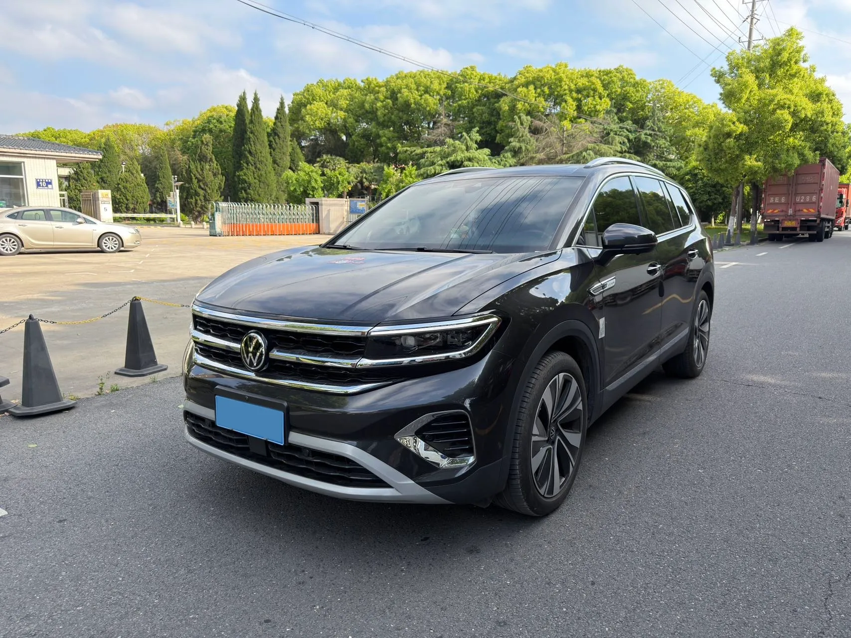 2023 Volkswagen Talagon 2.0T 220HP L4 7DCT