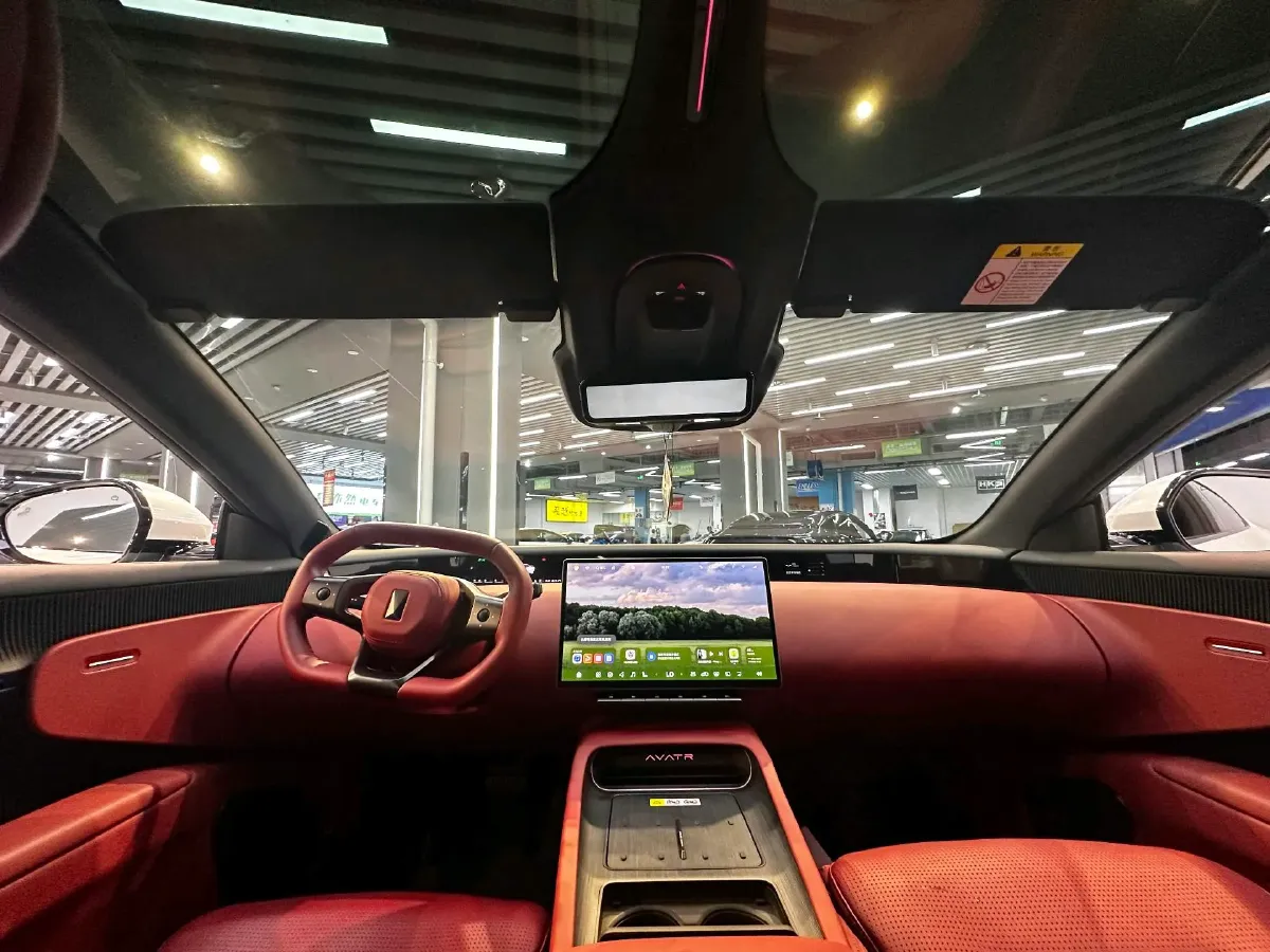 2025 Avatr 12 1.5T 156HP L4 REEV,autocango,china used car exporter,china ev exporter,chinese used car exporter,chinese used ev exporter