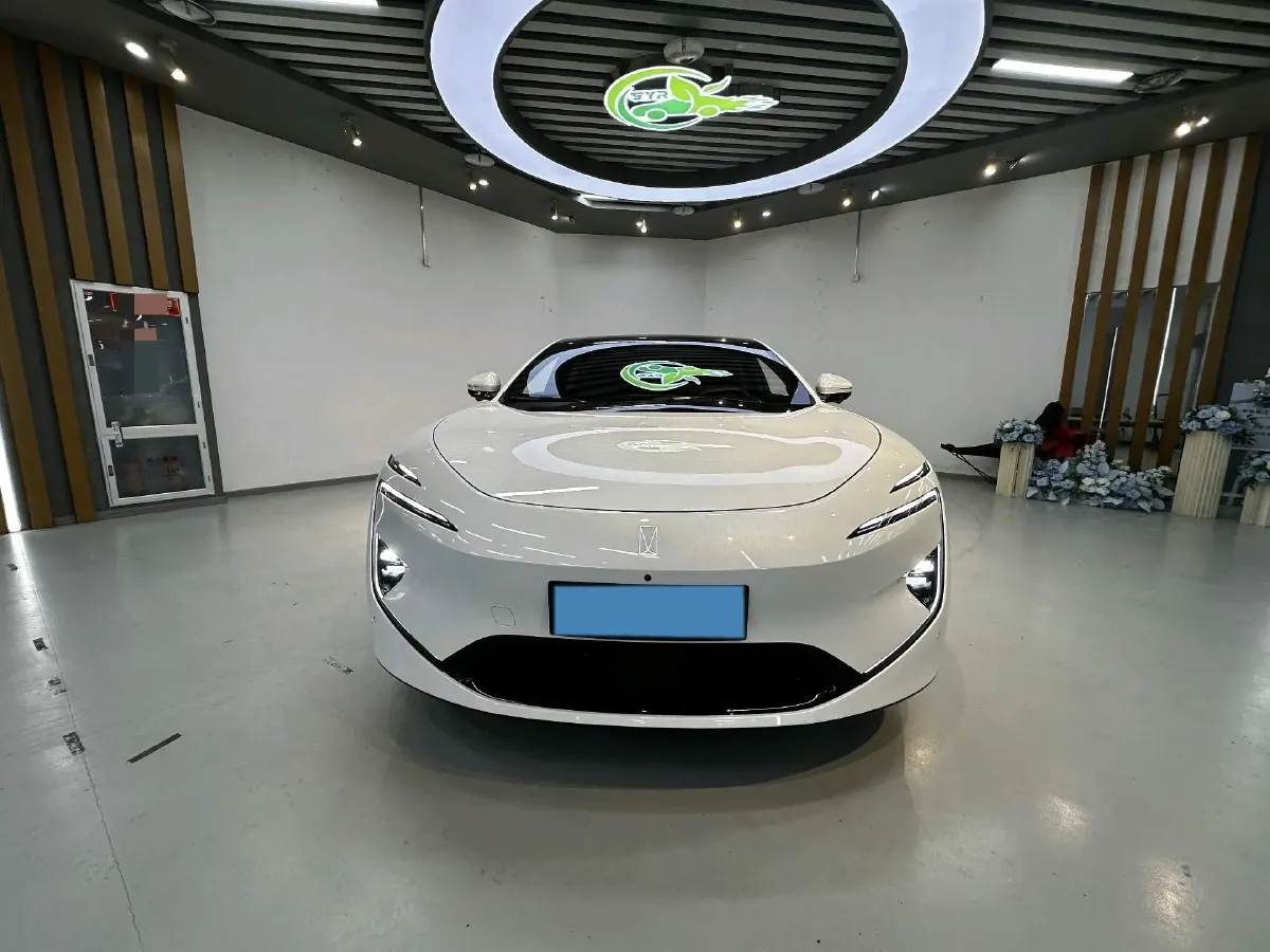 2025 Avatr 12 1.5T 156HP L4 REEV,autocango,china used car exporter,china ev exporter,chinese used car exporter,chinese used ev exporter