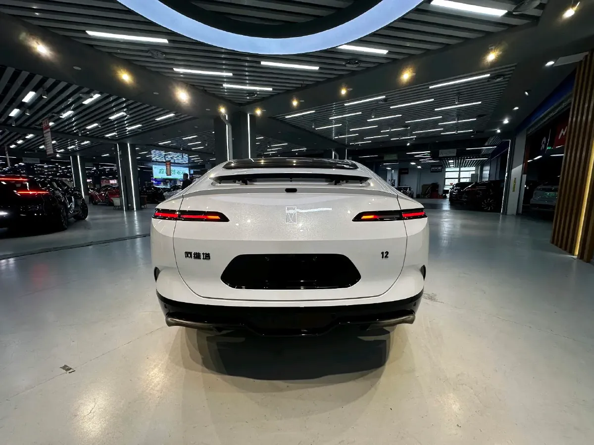 2025 Avatr 12 1.5T 156HP L4 REEV,autocango,china used car exporter,china ev exporter,chinese used car exporter,chinese used ev exporter