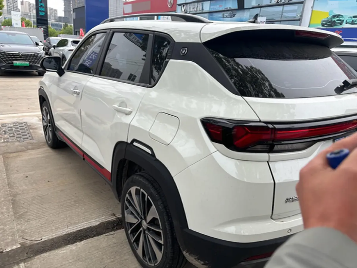2022 ChangAn CS35 Plus 1.4T 160HP L4 7DCT,autocango,china used car exporter,china ev exporter,chinese used car exporter,chinese used ev exporter