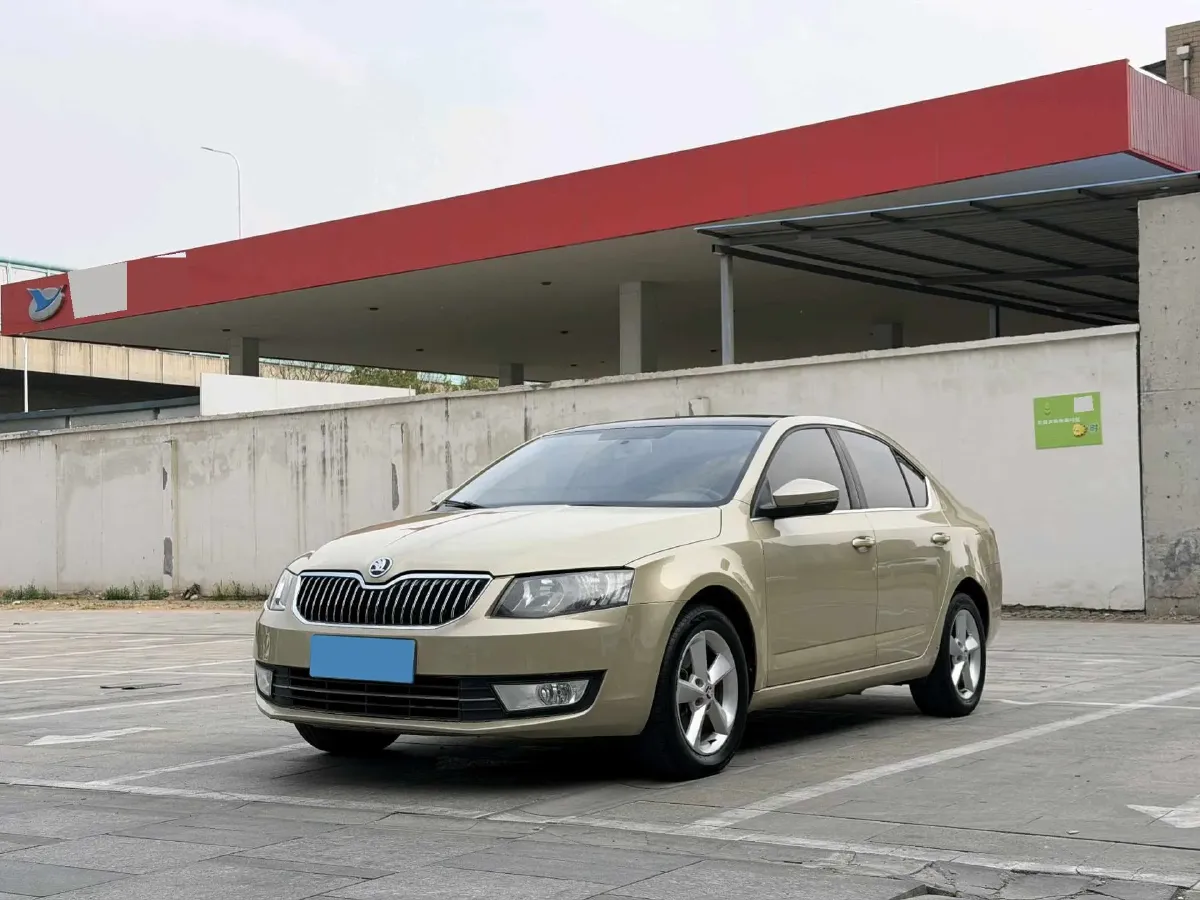 2015 Skoda Octavia 1.6L 110HP L4 6AT,autocango,china used car exporter,china ev exporter,chinese used car exporter,chinese used ev exporter