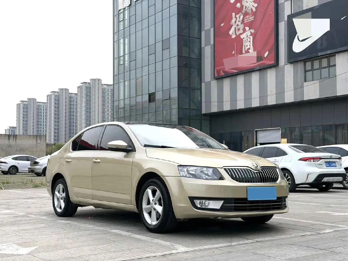 2015 Skoda Octavia 1.6L 110HP L4 6AT,autocango,china used car exporter,china ev exporter,chinese used car exporter,chinese used ev exporter