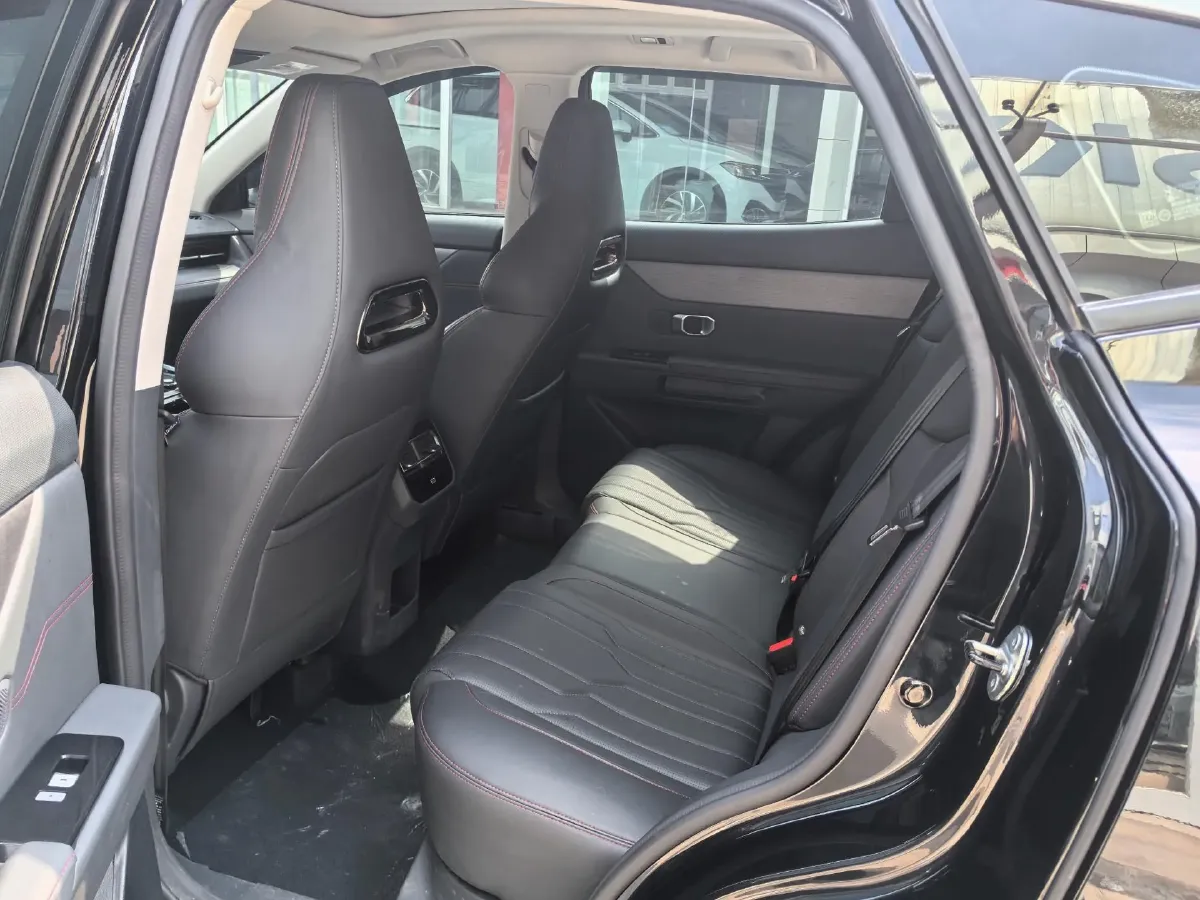 2025 Jetour DASHING 1.5T 156HP L4 6DCT,autocango,china used car exporter,china ev exporter,chinese used car exporter,chinese used ev exporter