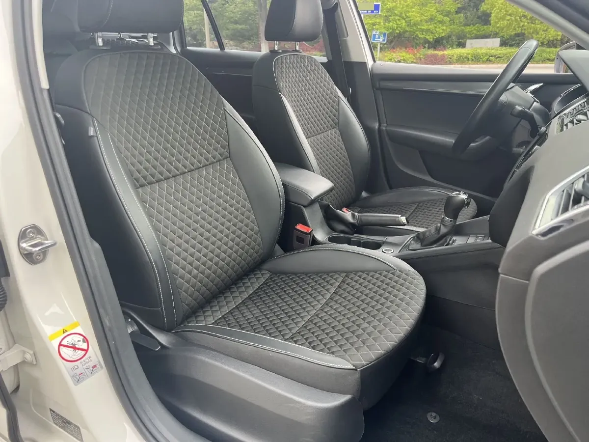 2018 Skoda Octavia 1.4T 150HP L4 7DCT,autocango,china used car exporter,china ev exporter,chinese used car exporter,chinese used ev exporter