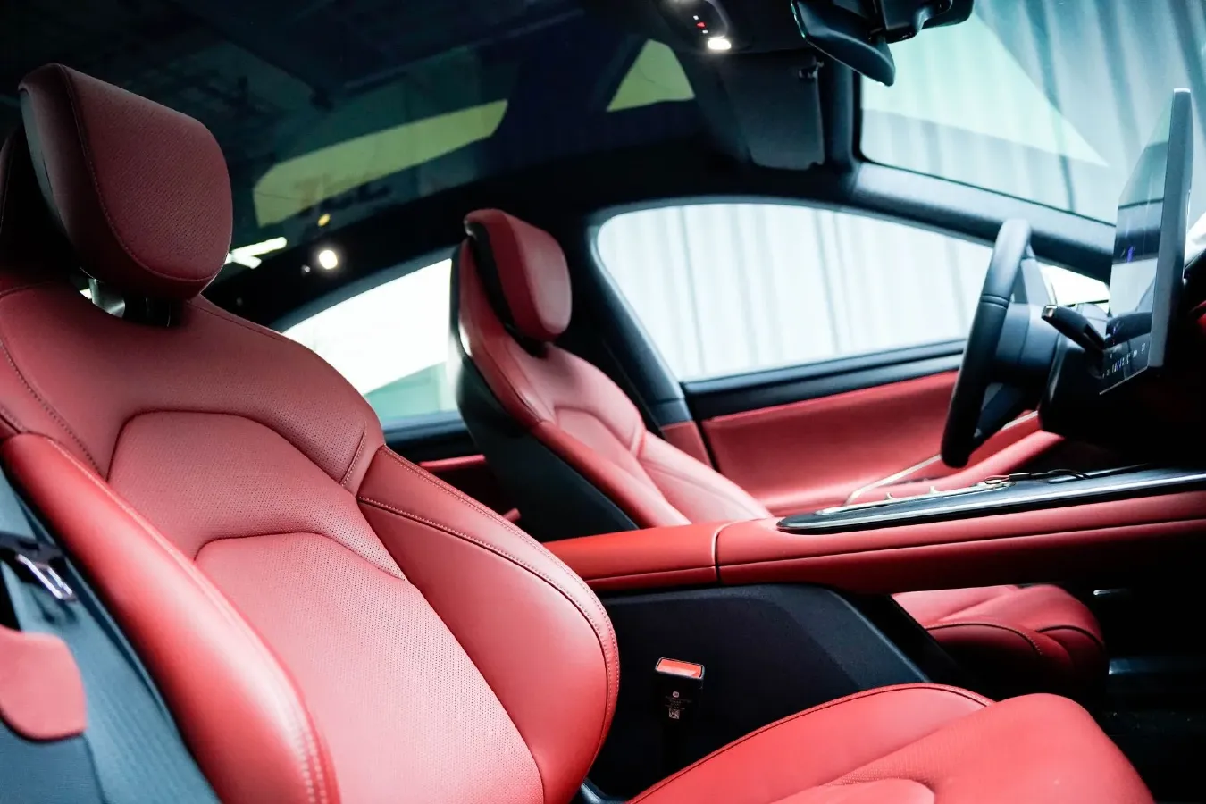 2024 MI SU7 BEV 73.6KWH,autocango,china used car exporter,china ev exporter,chinese used car exporter,chinese used ev exporter