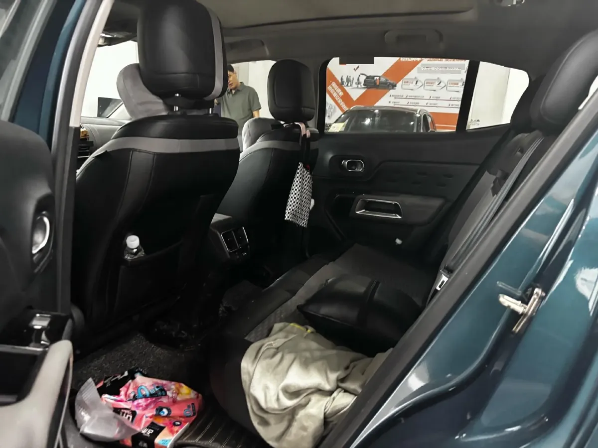 2017 Citroen C5 Aircross 1.6T 167HP L4 6AT,autocango,china used car exporter,china ev exporter,chinese used car exporter,chinese used ev exporter