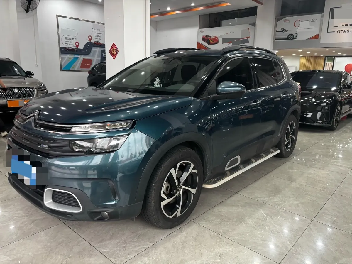 2017 Citroen C5 Aircross 1.6T 167HP L4 6AT,autocango,china used car exporter,china ev exporter,chinese used car exporter,chinese used ev exporter