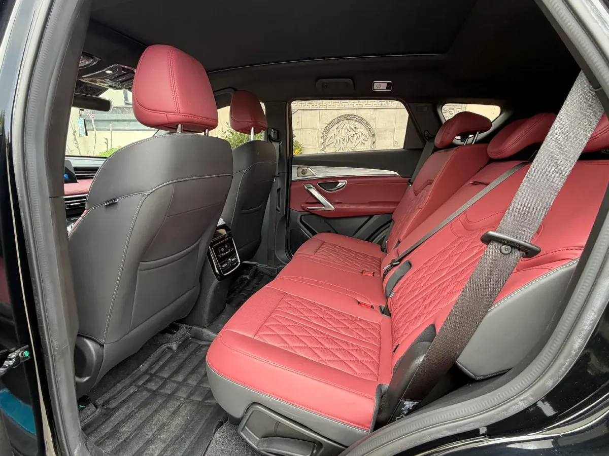 2023 Jetour X70 Plus 1.6T 197HP L4 7DCT,autocango,china used car exporter,china ev exporter,chinese used car exporter,chinese used ev exporter