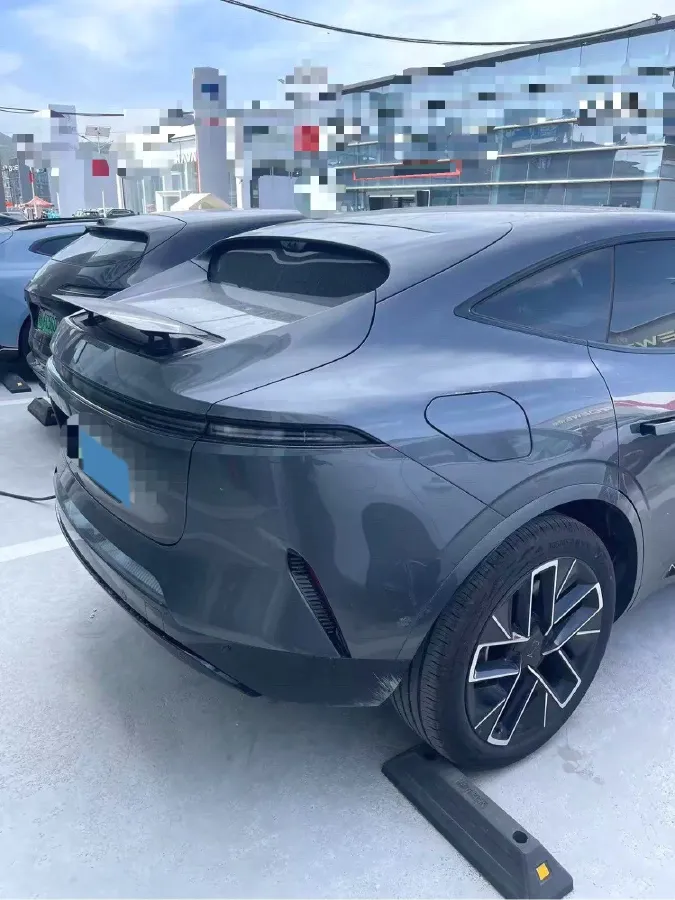 2025 Avatr 11 1.5T 156HP L4 REEV,autocango,china used car exporter,china ev exporter,chinese used car exporter,chinese used ev exporter