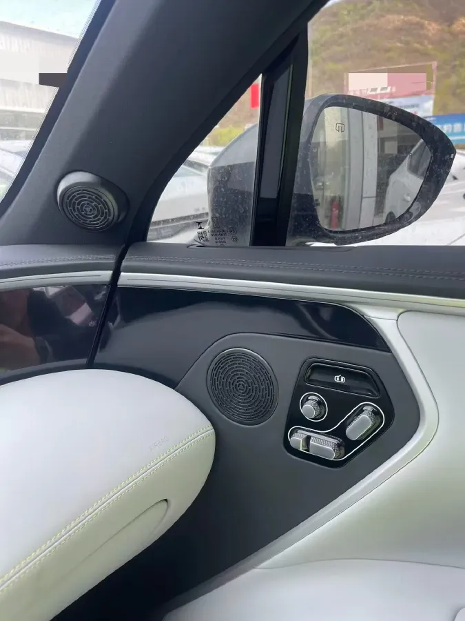 2025 Avatr 11 1.5T 156HP L4 REEV,autocango,china used car exporter,china ev exporter,chinese used car exporter,chinese used ev exporter