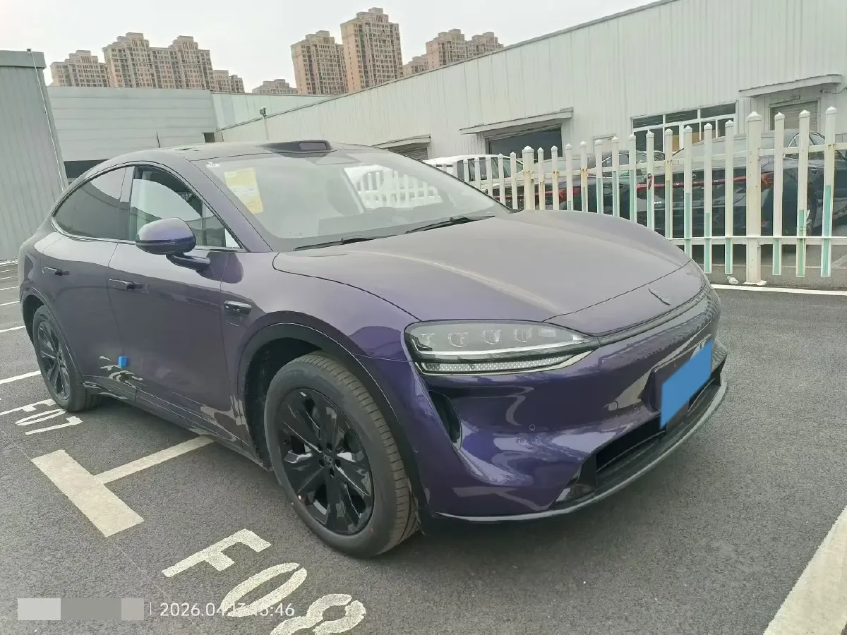 2026 Luxeed R7 REEV 156HP REEV,autocango,china used car exporter,china ev exporter,chinese used car exporter,chinese used ev exporter