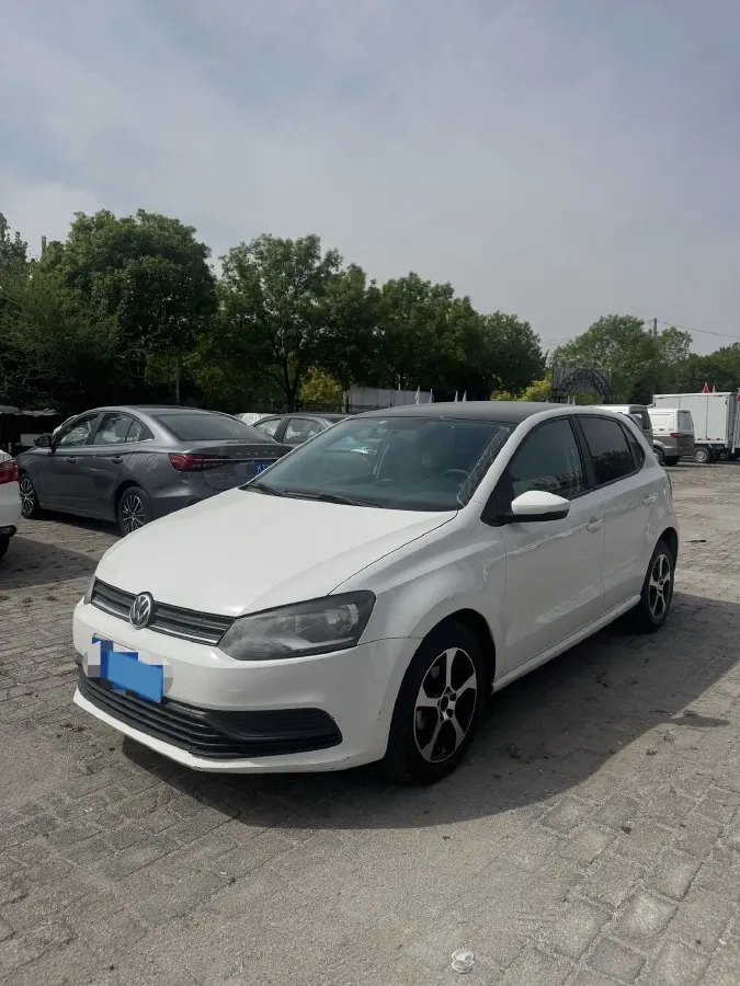 2016 Volkswagen Polo 1.4L 90HP L4 5MT,autocango,china used car exporter,china ev exporter,chinese used car exporter,chinese used ev exporter