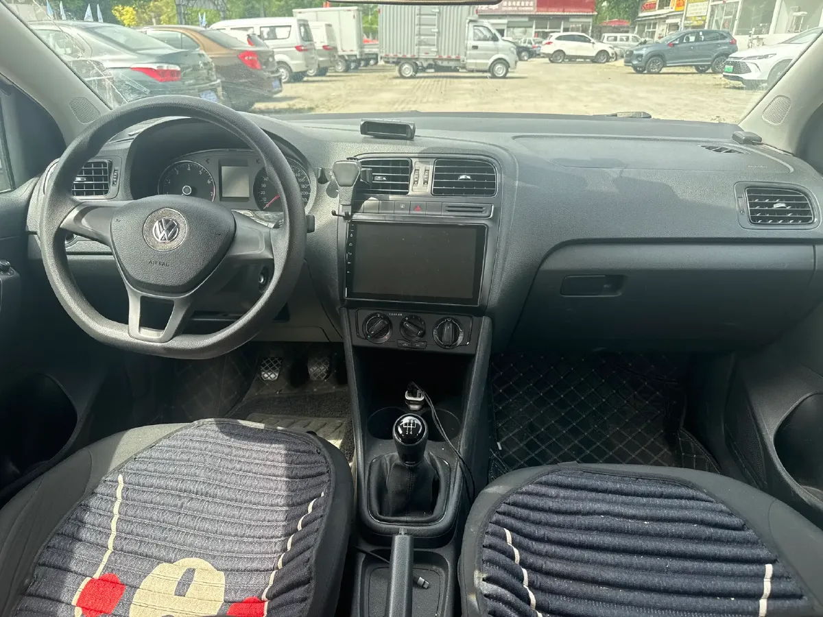 2016 Volkswagen Polo 1.4L 90HP L4 5MT,autocango,china used car exporter,china ev exporter,chinese used car exporter,chinese used ev exporter