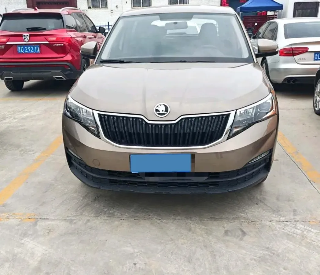 2021 Skoda Kamiq 1.5L 112HP L4 5MT,autocango,china used car exporter,china ev exporter,chinese used car exporter,chinese used ev exporter