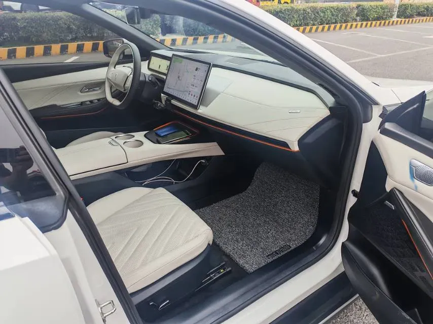 2023 Deepal SL03 BEV 58.1KWH,autocango,china used car exporter,china ev exporter,chinese used car exporter,chinese used ev exporter