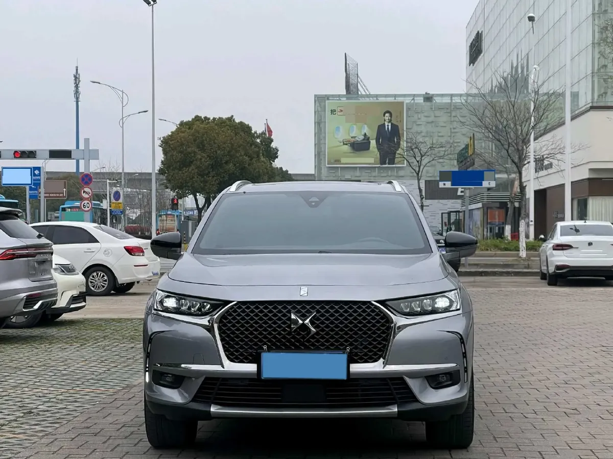 2022 DS 7 1.6T 180HP L4 8AT,autocango,china used car exporter,china ev exporter,chinese used car exporter,chinese used ev exporter