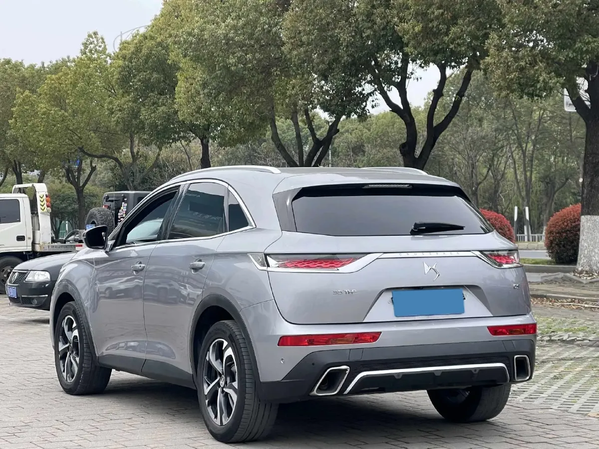 2022 DS 7 1.6T 180HP L4 8AT,autocango,china used car exporter,china ev exporter,chinese used car exporter,chinese used ev exporter