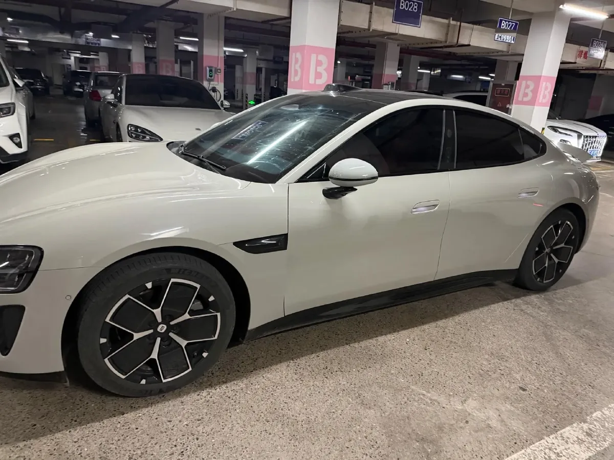 2024 MI SU7 BEV 73.6KWH,autocango,china used car exporter,china ev exporter,chinese used car exporter,chinese used ev exporter