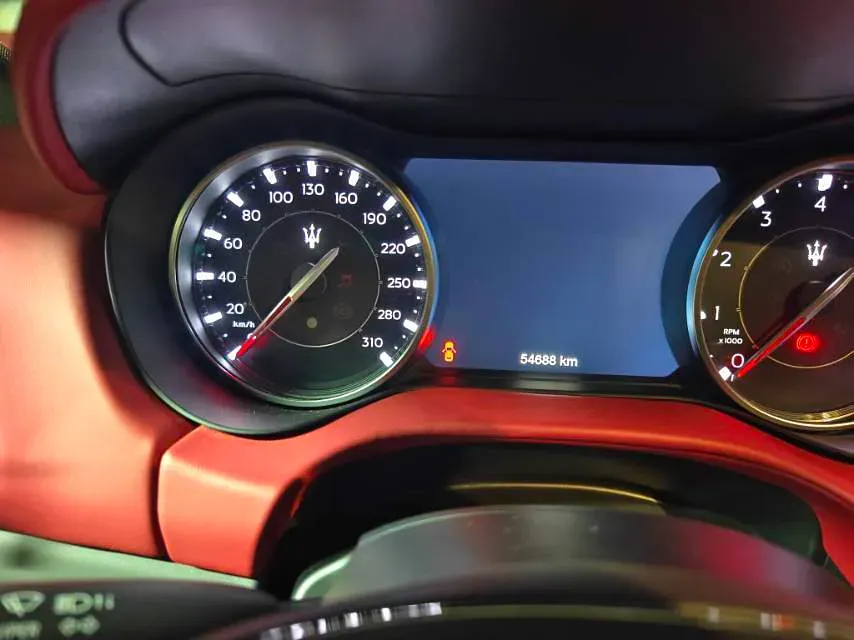 2022 Audi Q7 2.0T 245HP L4 8AT,autocango,china used car exporter,china ev exporter,chinese used car exporter,chinese used ev exporter