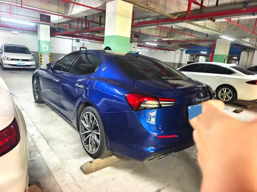 2022 Audi Q7 2.0T 245HP L4 8AT,autocango,china used car exporter,china ev exporter,chinese used car exporter,chinese used ev exporter