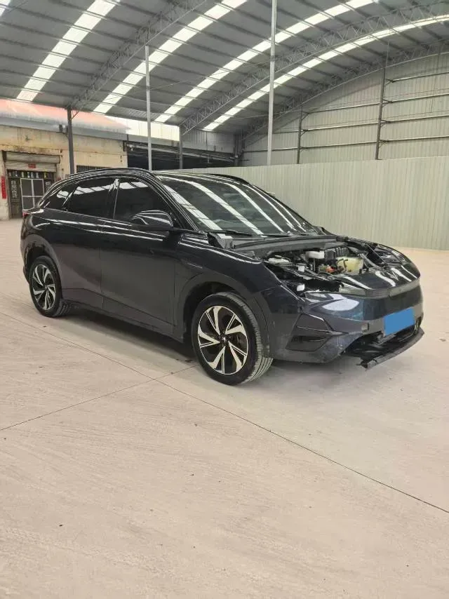 2024 HongQi H5 2.0T 224HP L4 8AT,autocango,china used car exporter,china ev exporter,chinese used car exporter,chinese used ev exporter