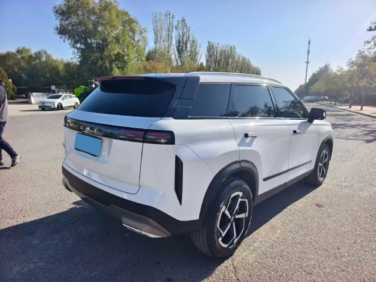2023 Chery Exploration 06 1.6T 197HP L4 7DCT,autocango,china used car exporter,china ev exporter,chinese used car exporter,chinese used ev exporter