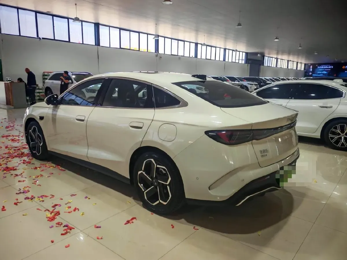 2025 BYD Seal 06 1.5L 101HP L4 E-CVT PHEV 15.87KWH,autocango,china used car exporter,china ev exporter,chinese used car exporter,chinese used ev exporter