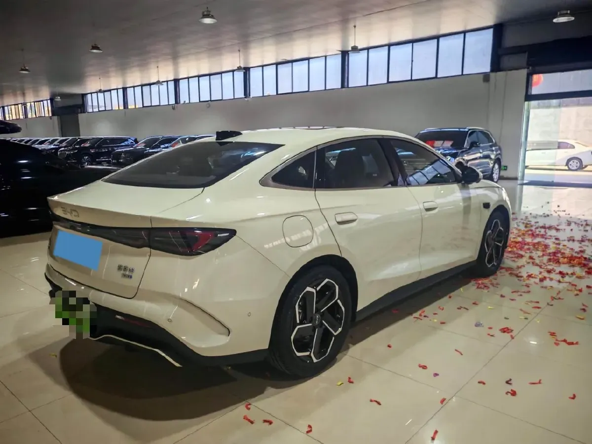 2025 BYD Seal 06 1.5L 101HP L4 E-CVT PHEV 15.87KWH,autocango,china used car exporter,china ev exporter,chinese used car exporter,chinese used ev exporter