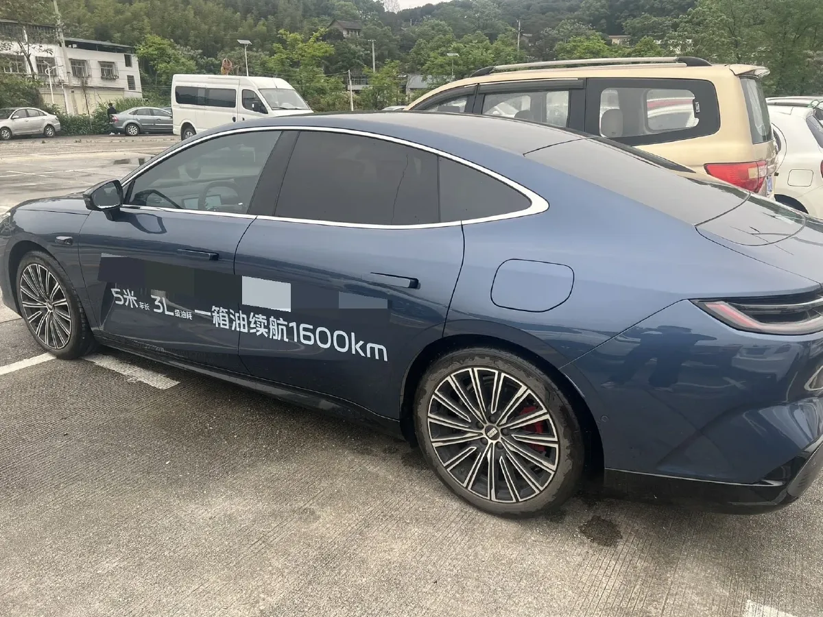 2025 Geely Galaxy Starshine 8 1.5T 163HP L4 3DHT PHEV 27.69KWH,autocango,china used car exporter,china ev exporter,chinese used car exporter,chinese used ev exporter