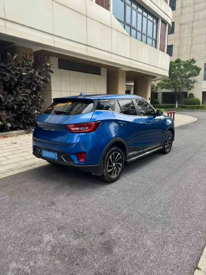 2017 Zotye T300 1.5L 112HP L4 5MT,autocango,china used car exporter,china ev exporter,chinese used car exporter,chinese used ev exporter