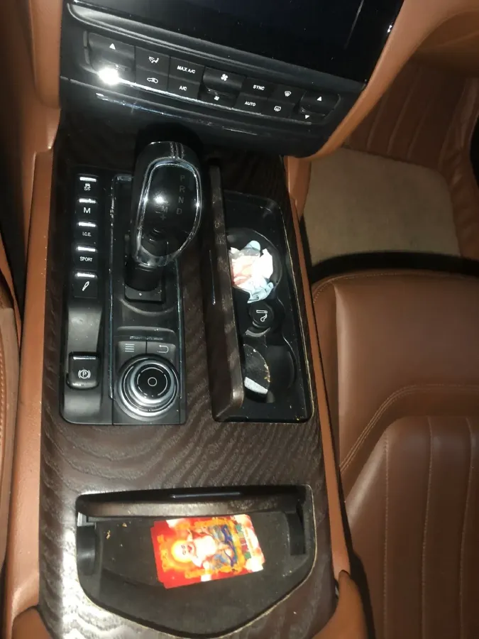 2018 Maserati Quattroporte 3.0T 350HP V6 8AT,autocango,china used car exporter,china ev exporter,chinese used car exporter,chinese used ev exporter