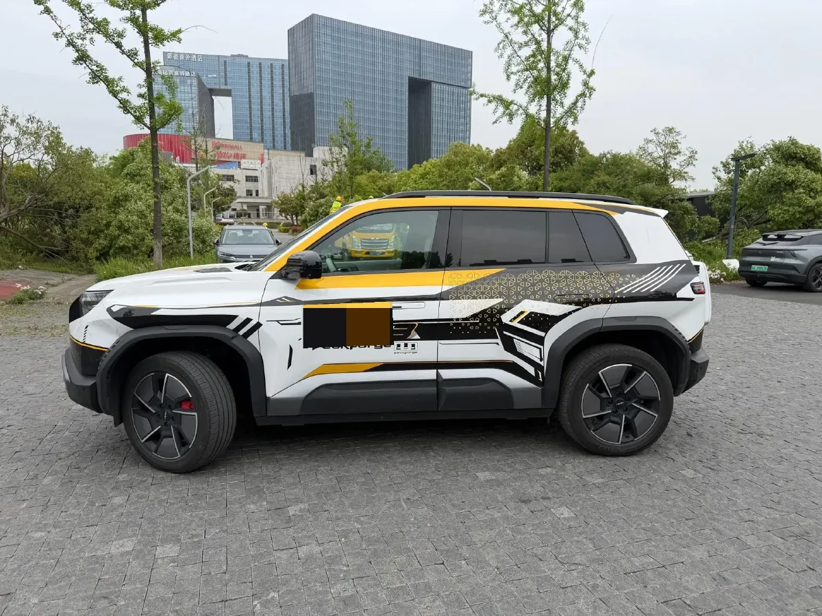 2025 FangChengBao Tai 3 BEV,autocango,china used car exporter,china ev exporter,chinese used car exporter,chinese used ev exporter