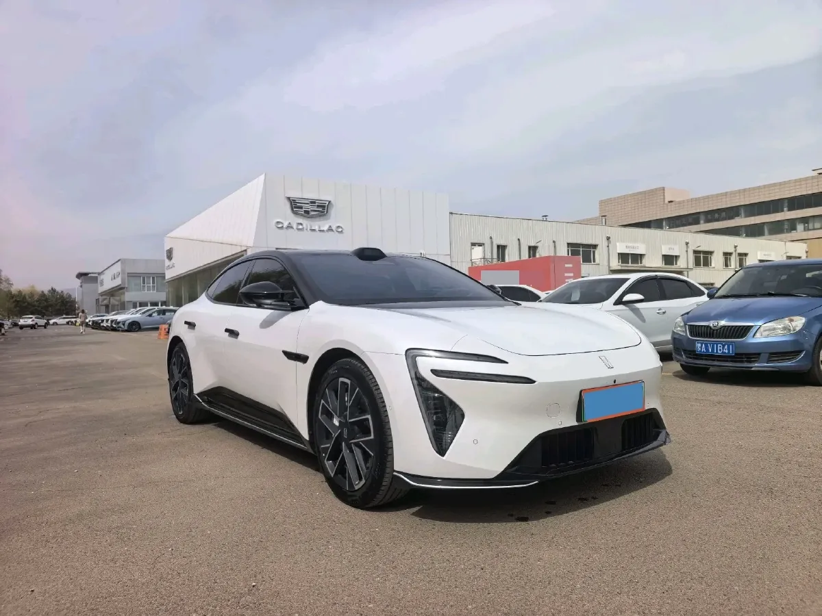 2025 Avatr 06 BEV,autocango,china used car exporter,china ev exporter,chinese used car exporter,chinese used ev exporter