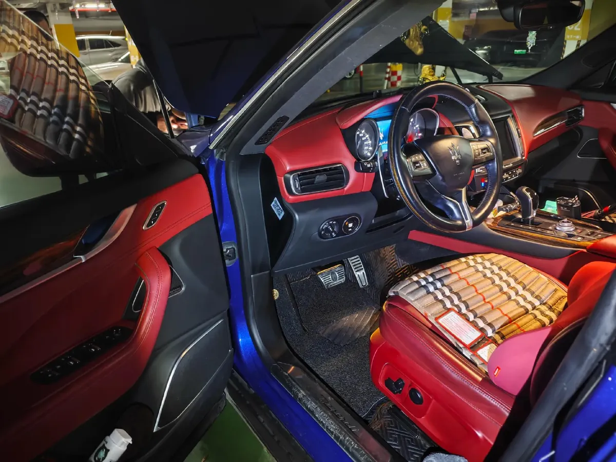 2018 Maserati Levante 3.0T 430HP V6 8AT,autocango,china used car exporter,china ev exporter,chinese used car exporter,chinese used ev exporter