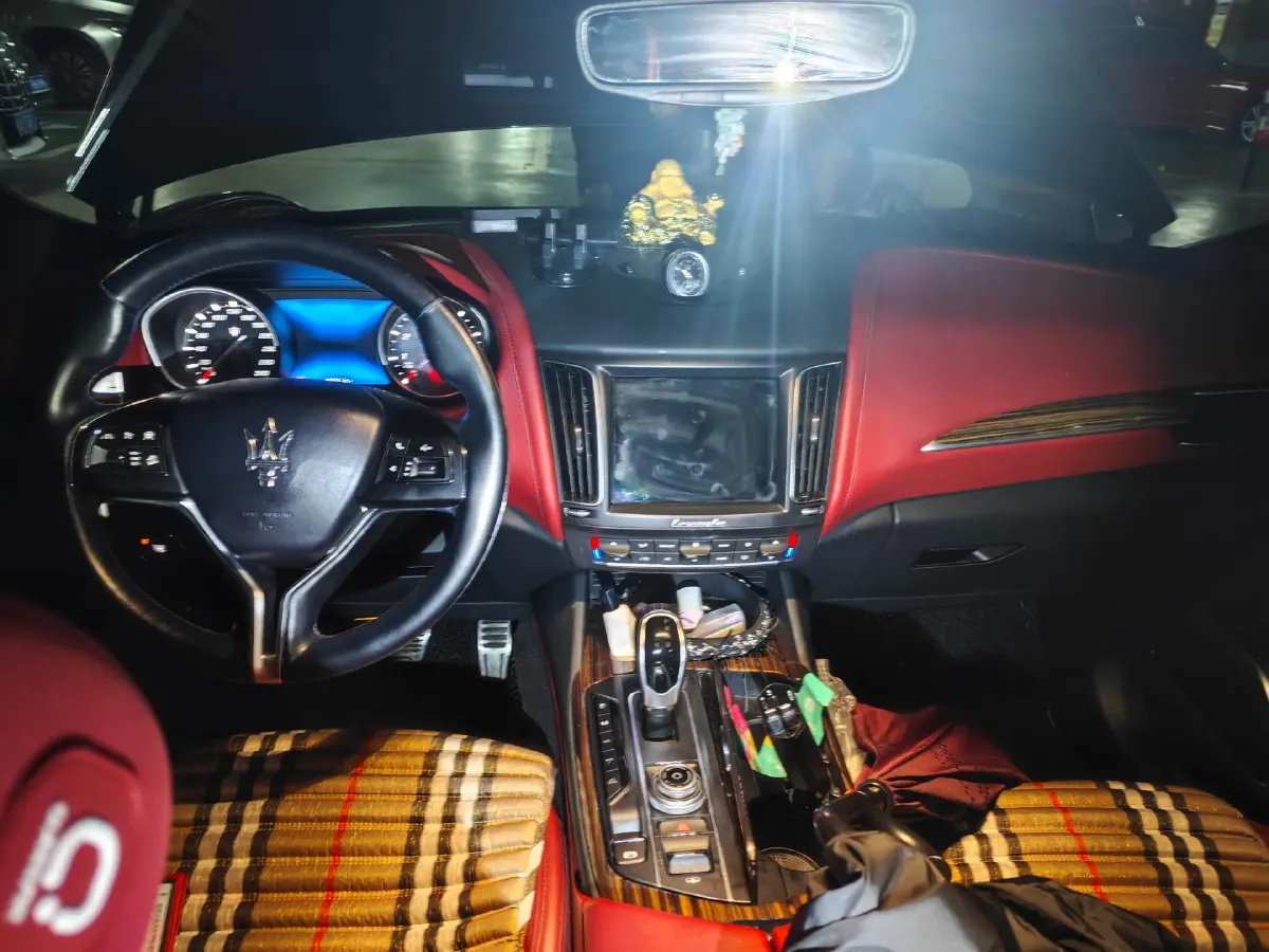 2018 Maserati Levante 3.0T 430HP V6 8AT,autocango,china used car exporter,china ev exporter,chinese used car exporter,chinese used ev exporter