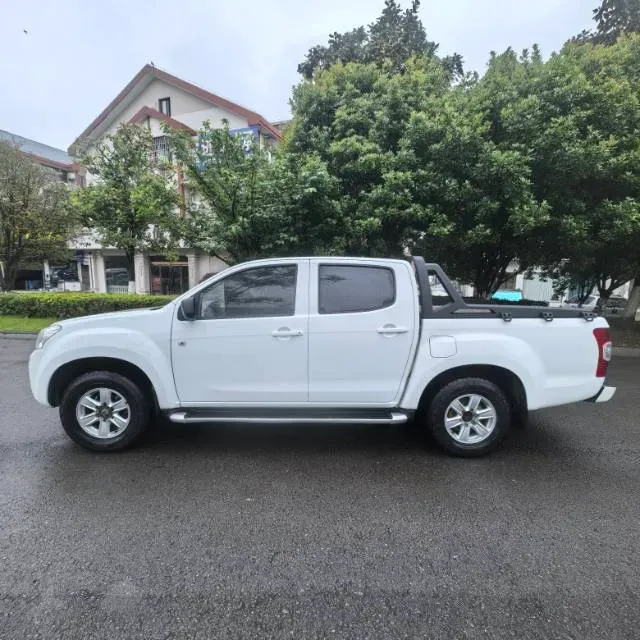 2020 Isuzu Jim 2.8T 120HP L4 5MT,autocango,china used car exporter,china ev exporter,chinese used car exporter,chinese used ev exporter