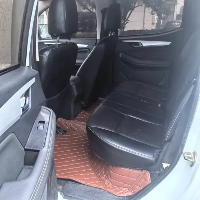 2020 Isuzu Jim 2.8T 120HP L4 5MT,autocango,china used car exporter,china ev exporter,chinese used car exporter,chinese used ev exporter