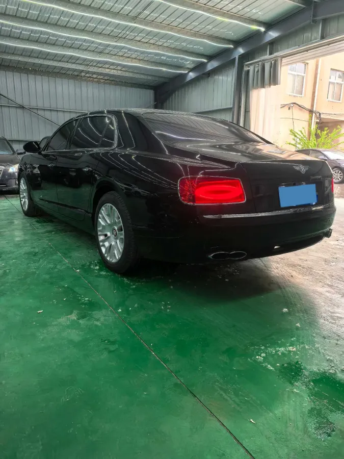 2017 Bentley Flying Spur 4.0T 507HP V8 8AT,autocango,china used car exporter,china ev exporter,chinese used car exporter,chinese used ev exporter