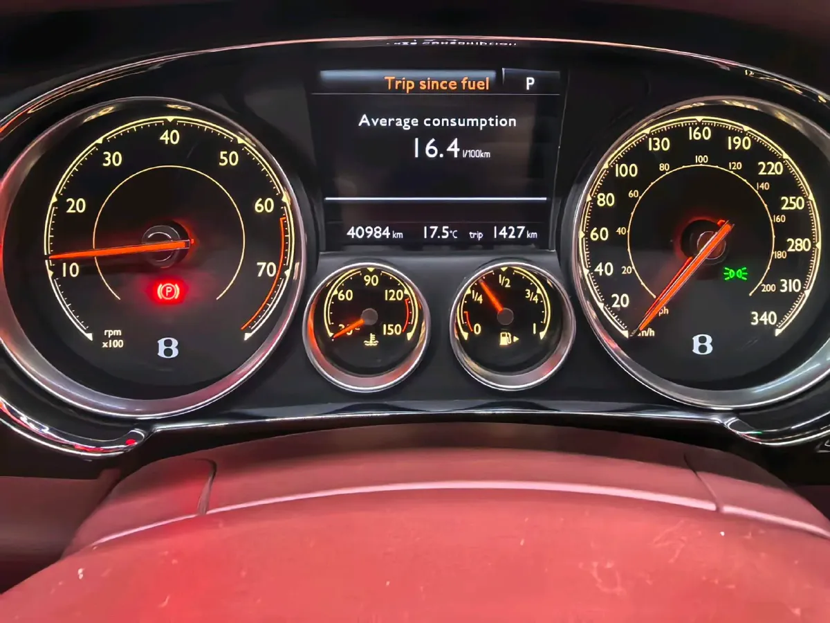 2017 Bentley Flying Spur 4.0T 507HP V8 8AT,autocango,china used car exporter,china ev exporter,chinese used car exporter,chinese used ev exporter