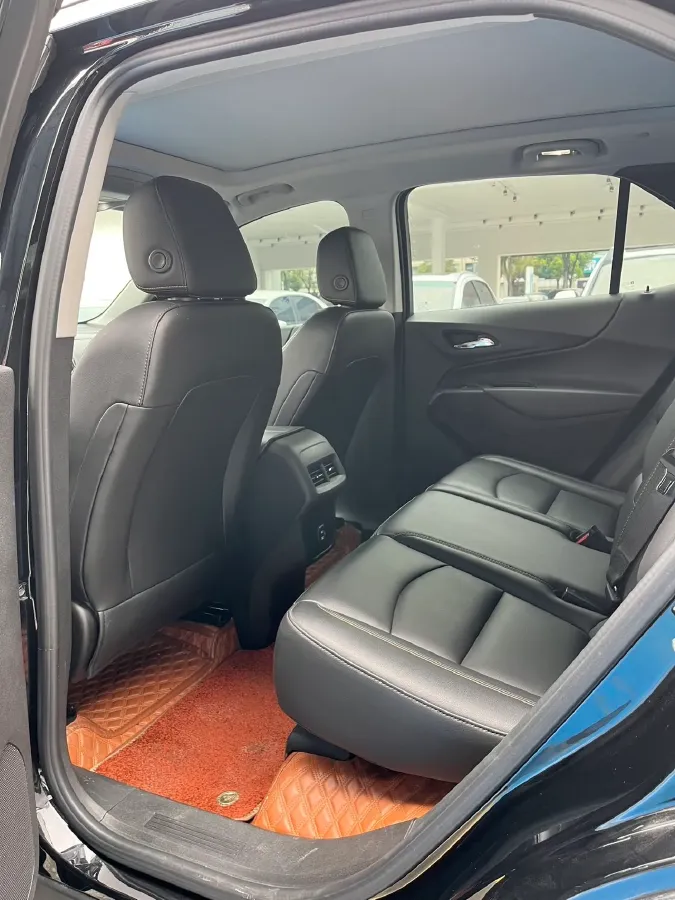 2022 Chevrolet Equinox 1.5T 169HP L4 6AT,autocango,china used car exporter,china ev exporter,chinese used car exporter,chinese used ev exporter