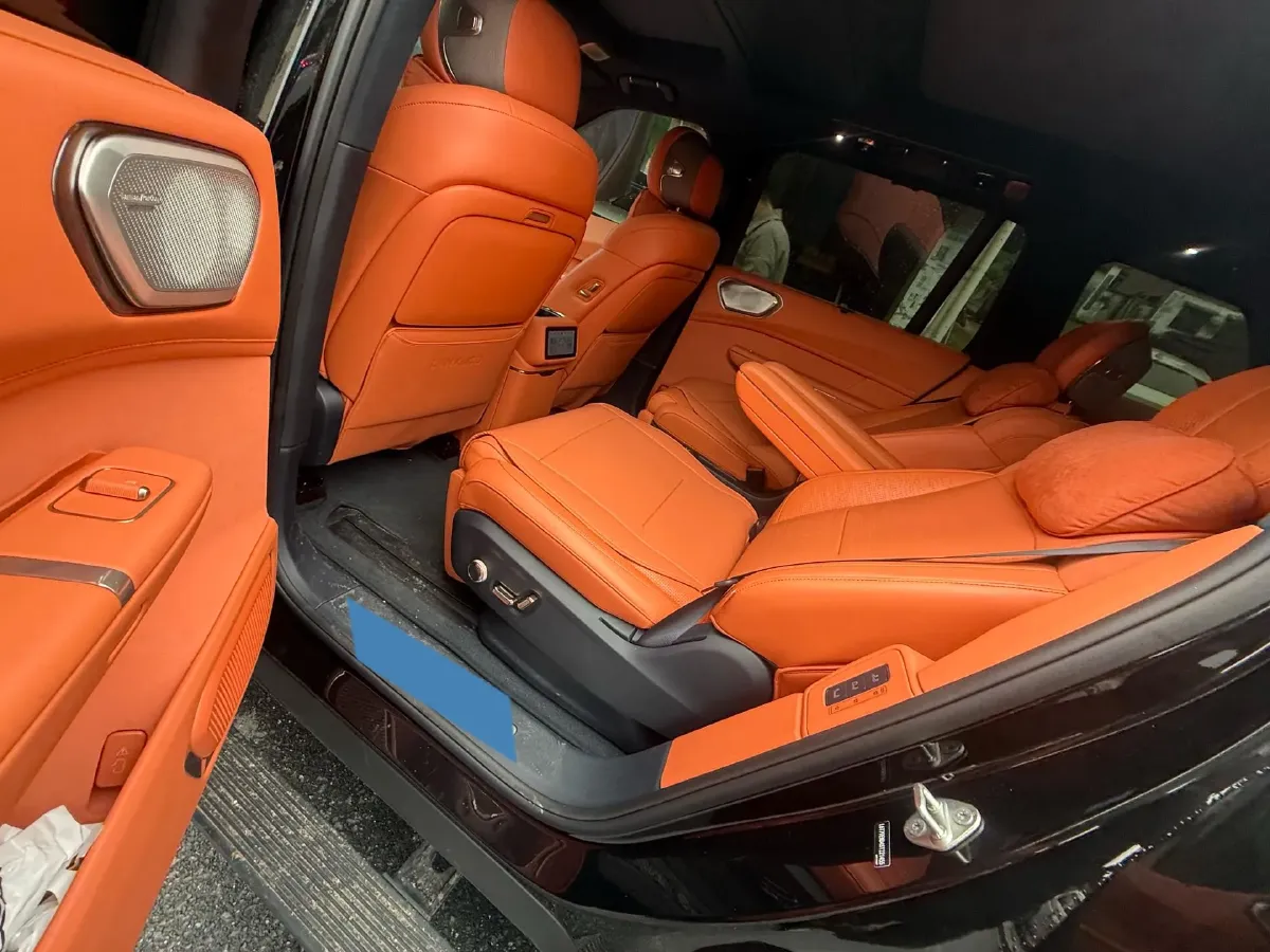 2025 LYNK&CO 900 2.0T 254HP L4 3DHT PHEV,autocango,china used car exporter,china ev exporter,chinese used car exporter,chinese used ev exporter