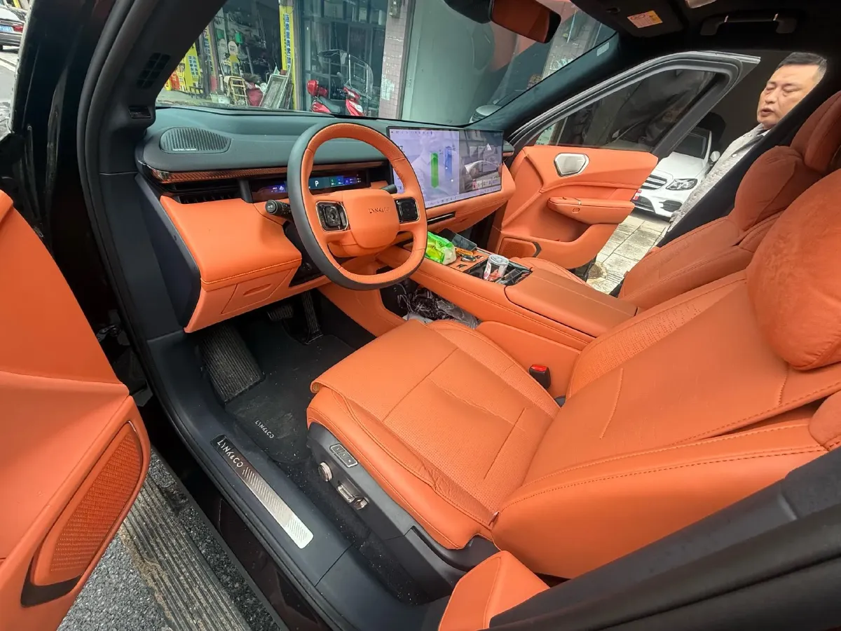 2025 LYNK&CO 900 2.0T 254HP L4 3DHT PHEV,autocango,china used car exporter,china ev exporter,chinese used car exporter,chinese used ev exporter