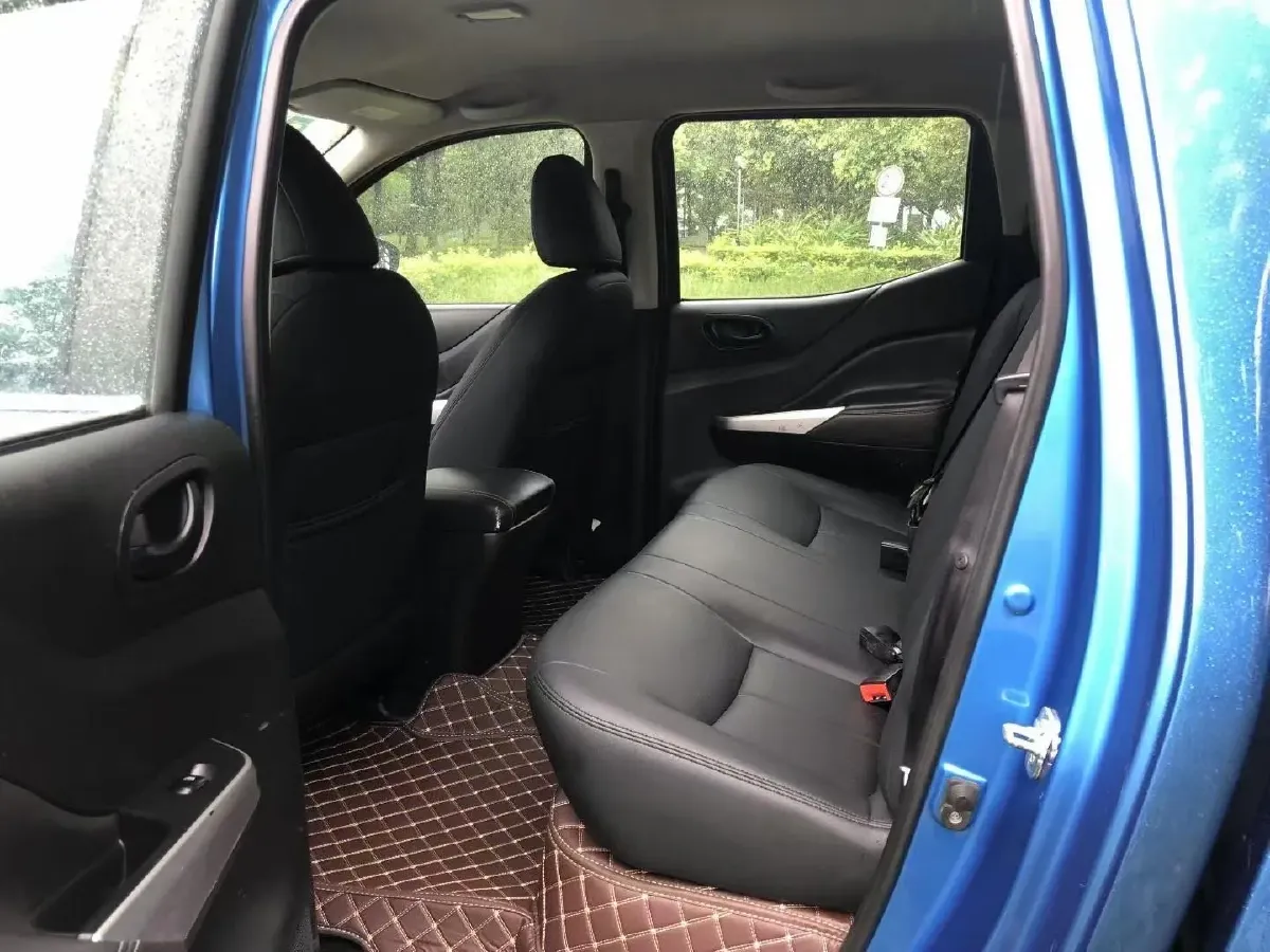 2020 Dongfeng RuiQi 6 2.4L 158HP L4 5MT,autocango,china used car exporter,china ev exporter,chinese used car exporter,chinese used ev exporter