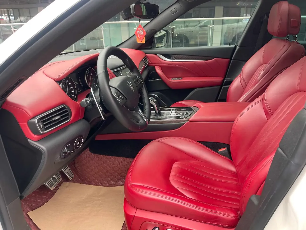 2021 Audi A8 3.0T 340HP V6 8AT,autocango,china used car exporter,china ev exporter,chinese used car exporter,chinese used ev exporter