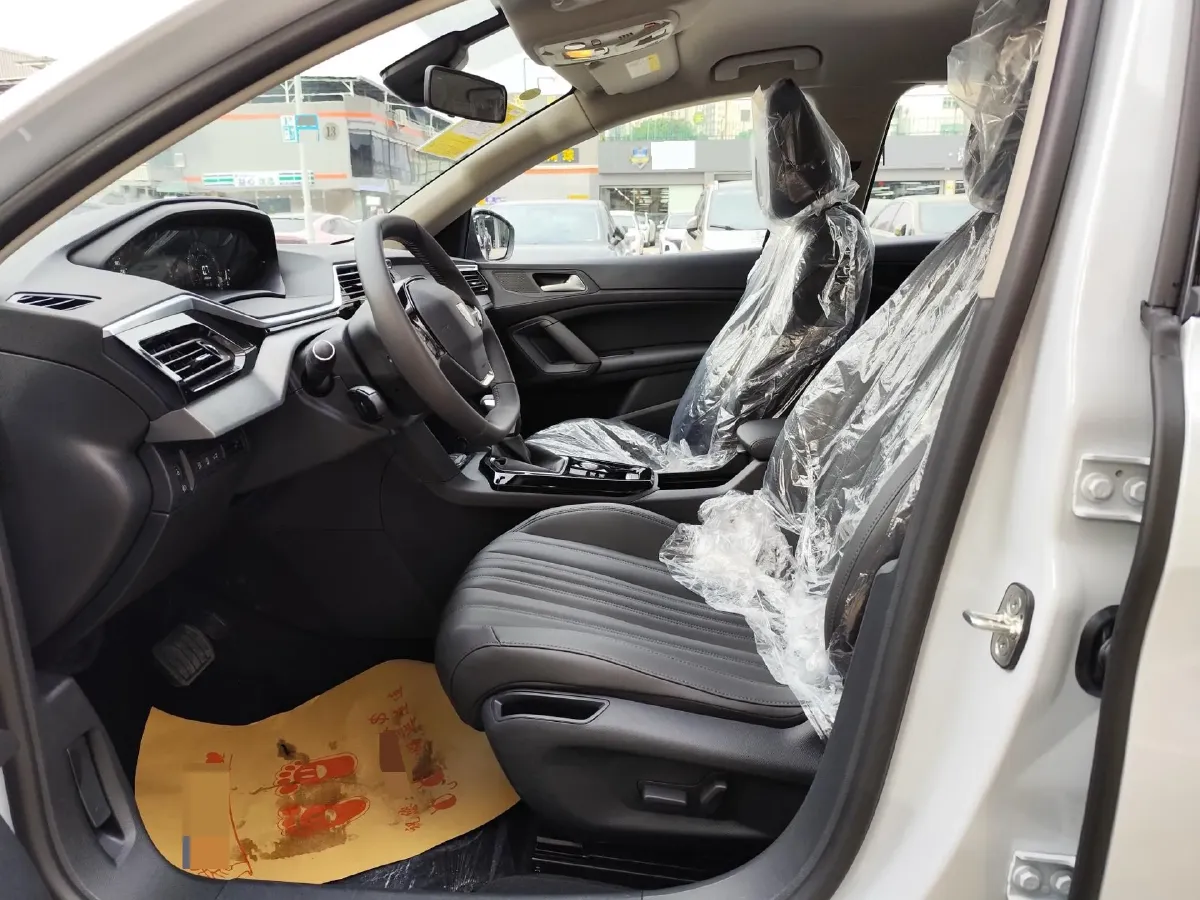 2024 Peugeot 408 1.5T 173HP L4 6AT,autocango,china used car exporter,china ev exporter,chinese used car exporter,chinese used ev exporter